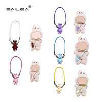 Meilleures ventes SAILEA Labu Doll Mini Camera Accessoires Réalistes 15-17cm Décoratifs Durables en Plastique Logo Personnalisable Modèle 001