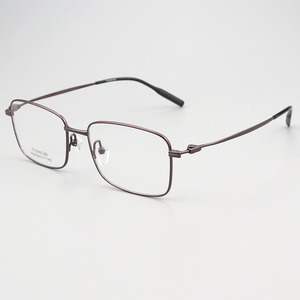 OEM fabricante Shenzhen venta al por mayor 2025 clásico de los hombres de titanio anteojos de lujo <span class=keywords><strong>Retro</strong></span> Rectangular monturas de gafas con estuche - Product Image 4