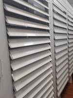 Volet de porte en aluminium YASHO personnalisé de haute qualité, garantie 5+ ans, options fixes/manuelles/électriques, ouverture horizontale