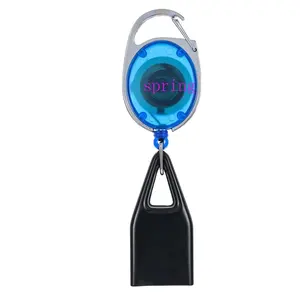 Venta al <span class=keywords><strong>por</strong></span> <span class=keywords><strong>mayor</strong></span> de silicona encendedor titular con mosquetón carrete insignia retráctil Correa - Product Image 1