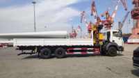 Grue montée sur camion 4x6 5 tonnes SQ5ZK2Q SQ5ZK3Q 25 m Grue mobile à flèche articulée hydraulique
