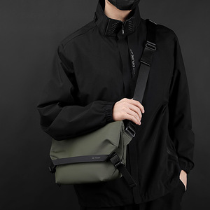 Sac bandoulière étanche personnalisé avec logo, antivol, pour cyclisme, avec plusieurs poches, porte-cartes, sac de poitrine - Product Image 5