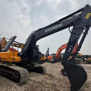 Excavadora de cadenas usada HYUNDAI HX220HD, la más vendida, en excelentes condiciones, ahorro de combustible, funcionamiento suave, para movimiento de tierras e infraestructura. - Product Image 4