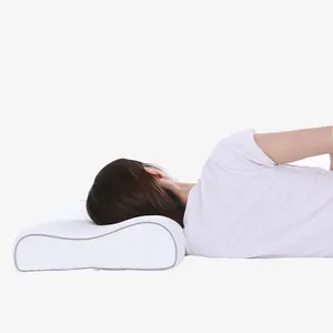 Low MOQ Bed Sleep B Shaped Ergonomic Shoulder Support Pain Relief Memory Foam Pillow Ergonomic OEM Sleeping Bed Pillow