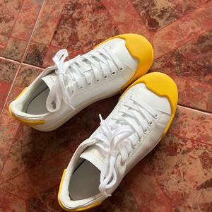 Chaussures de marche décontractées à plateforme respirante en cuir à lacets et bout fermé - Mrn-nii avec un style luxueux et tendance - Product Image 6