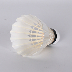 <span class=keywords><strong>Badminton</strong></span> raddrizzare <span class=keywords><strong>la</strong></span> piuma d'oca curva <span class=keywords><strong>Badminton</strong></span> volano OEM - Product Image 4