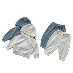 Prix d'usine – Nouveaux ensembles de vêtements pour bébés garçons, 2 pièces, tenues d'automne, sweat-shirt à manches longues, t-shirt uni, haut à capuche, ensembles de vêtements pour bébés - Product Image 1