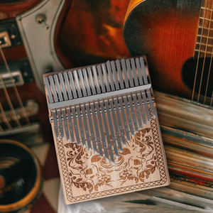 Gravé 21 Touches Pouce Piano <span class=keywords><strong>Kalimba</strong></span> Solidwood Débutant Portable Instrument de Musique Doigt Piano Pour Enfants Enfants - Product Image 4