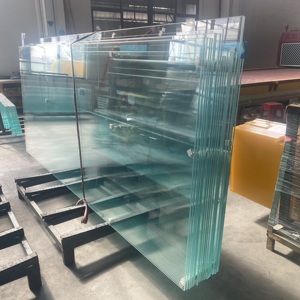 Verre trempé transparent de qualité supérieure, résistant à la pression, largement utilisé dans les vitrines et les cloisons. - Product Image 5