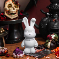 Lapin fluide en PVC populaire avec pot d'épargne, embryon de résine blanche, embryons de lapin fluide pour la vente en gros