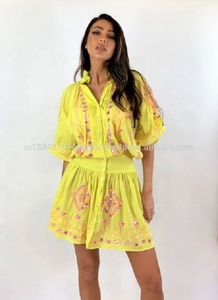 Robe courte bohème jaune brodée, écologique, à contraste de couleurs, manches bouffantes, en organza, imprimé floral, coupe ample, pour femmes - Product Image 2