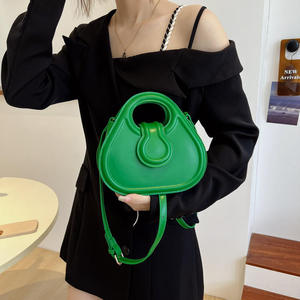 Diophy 2023 Nouveau <span class=keywords><strong>sac</strong></span> à <span class=keywords><strong>main</strong></span> rond à poignée courte, mini <span class=keywords><strong>sac</strong></span> à <span class=keywords><strong>main</strong></span> <span class=keywords><strong>pour</strong></span> femmes, petit <span class=keywords><strong>sac</strong></span> à <span class=keywords><strong>main</strong></span> en cuir PU, sacs de luxe <span class=keywords><strong>pour</strong></span> femmes - Product Image 5