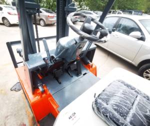 Precio barato usado HELI K25 2,5 Ton carretilla elevadora motor diésel 4x4 rueda móvil PLATAFORMA ELÉCTRICA herramientas de carga - Product Image 6