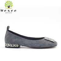 Chaussures à talon carré confortables en daim élégantes pour femmes, mocassins plats de travail décontractés de haute qualité, imperméables à enfiler d'automne