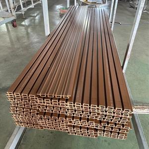 Panel de Pared Exterior WPC de Alta Calidad, Resistente a la Intemperie, Personalizable, Revestimiento WPC Duradero y Resistente a la Intemperie - Product Image 3