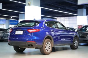Maserati Levante 3.0T Base del 2016 usata, motore V6 biturbo <span class=keywords><strong>Ferrari</strong></span>, cambio automatico, SUV italiano di lusso, sospensioni pneumatiche complete, in buone condizioni. - Product Image 3