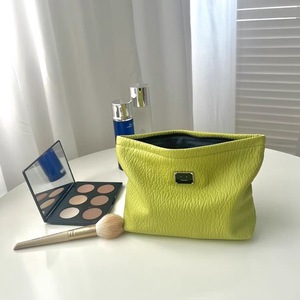 À la mode grande capacité PU maquillage organisateur personnalisable Logo Simple maille fermeture éclair sac de rangement pratique rouge sac de rangement - Product Image 2