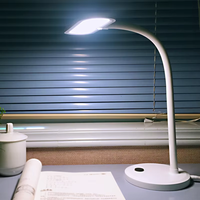 Lampe de bureau LED électrique portable moderne, pliable, rotation multidirectionnelle, protection oculaire, 4000K, 500lm, idéale pour la lecture – Vente chaude