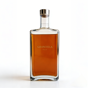 Bouteille carrée en verre extra clair de 500 ml, 700 ml, 750 ml pour spiritueux, whisky, <span class=keywords><strong>gin</strong></span>, avec bouchons argentés et impression – Vente en gros - Product Image 1