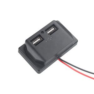 Cargador <span class=keywords><strong>de</strong></span> Coche <span class=keywords><strong>de</strong></span> Panel <span class=keywords><strong>de</strong></span> 12V 24V 15W 18W 30W 48W, Enchufe <span class=keywords><strong>de</strong></span> Montaje en Superficie, Puerto USB C Doble, Carga Rápida PD QC3.0 - Product Image 5