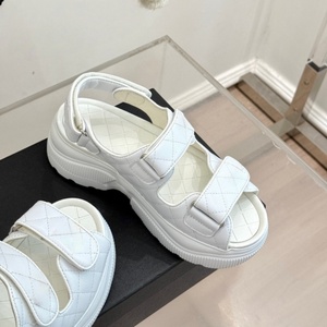 2026 Designer Brand Luxury Beach Slides Summer Spring Black Flat Sandals for <b>Women</b> Wholesale Fashion Ladies Slippers - Product Image 4