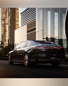 工厂直供华为MAEXTRO S800豪华轿车：中国新能源出口电动汽车 - Product Image 4