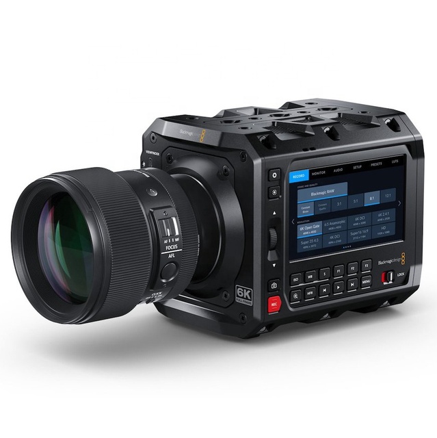Professional Camcorder 6K CMOS Sensor with Face Tracking and 12X Optical Zoom-Blackmagic