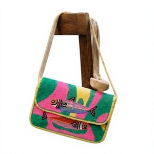 Elegante Bolso de Noche Clásico Bohemio Vintage, Multicolor, con Cuentas de Vidrio de Diseño, en Forma de Silla de Montar, Impermeable y Duradero - Product Image 2