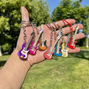 גיטרה נירוסטה keychain רוק פאנק היפ הופ אישיות שרשרת מפתחות גיטרה חשמלית תכשיטים תליון טלפון - Product Image 2