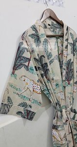 Kimono de Algodón Hecho a Mano con Estampado Floral para Mujer, Estilo Indio, Ligero, para Dormir, Playa o Descanso - Product Image 6