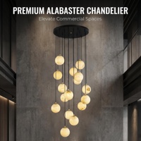 Lustre moderne élégant en aluminium avec éclairage LED, finition noire, garantie de 3 ans, installation facile