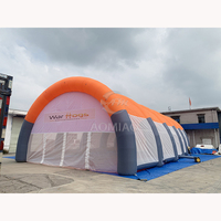 Tente tunnel gonflable multi-courbes imperméable personnalisée pour promotion de marque et salons professionnels