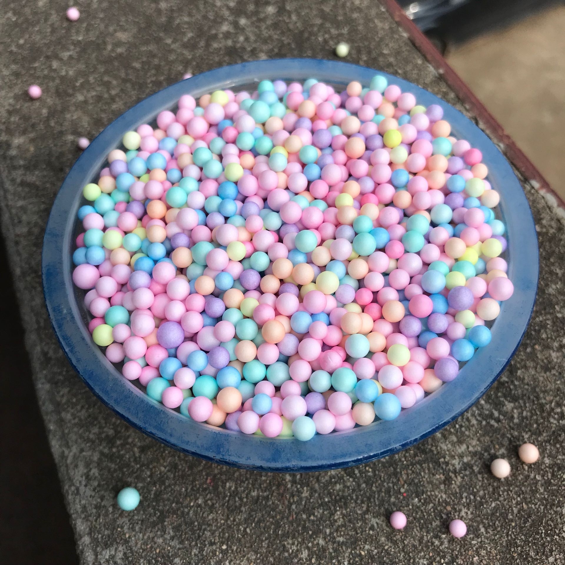 Macarons colorés 6-8mm, 8-10g