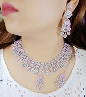 Parure de bijoux de mariée tendance pour femme en laiton plaqué argent, collier, boucles d'oreilles, mang tikka, pour fiançailles, mariage, fête, faite à la main, en gros