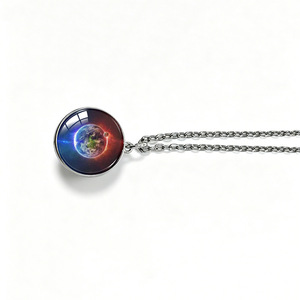 Collier sphérique double face avec corps céleste cosmique, planète, pendentif pierre du temps, un accessoire tendance et original pour moi - Product Image 2