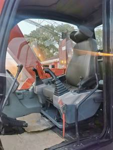 Excavadora Doosan DX75-9C usada con 1 año de garantía, en condiciones casi nuevas, verificada por CE y EPA, excavadora Doosan DX75-9C de segunda mano de 7 toneladas - Product Image 6