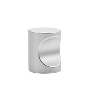 Manijas Cilíndricas para Gabinetes de Aluminio, Acabado Negro Mate Cepillado, Diseño Minimalista, 855 Pequeño, 855 Grande, 1008 Duradero - Product Image 4