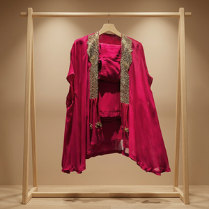 Cape d'été décontractée haut de gamme pour femme, col asymétrique, fleurs en cristal, coupe régulière, en georgette imperméable, longueur complète - Product Image 3