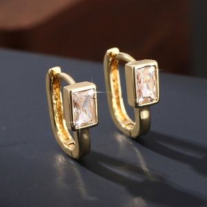 Pendientes Largos Elegantes de Estilo Europeo Americano para Mujer, Chapados en Oro y Cobre, con Microincrustaciones de Circonita, Geométricos, Modernos y Sencillos - Product Image 2