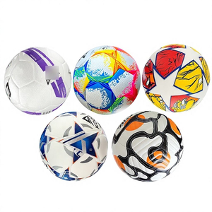 Ballon <span class=keywords><strong>de</strong></span> football écologique, recyclable et sans PVC pour l'entraînement, destiné aux écoles secondaires et aux équipes sportives, conforme à la réglementation Title IX - Product Image 4