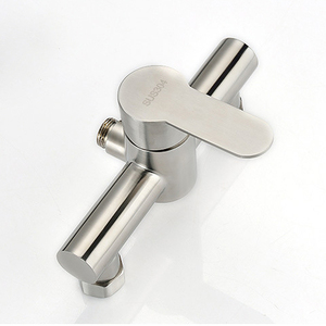 ก๊อกน้ำติดผนังห้องน้ำ สแตนเลส SUS 304 สำหรับอ่างอาบน้ำ น้ำร้อนน้ำเย็น - Product Image 3