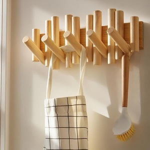 Perchero de pared de madera de color natural, organizador multifuncional para entrada con ganchos - Product Image 1