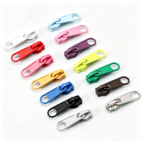 Logo personnalisé OEM en alliage de zinc 3 # 4 # 5 # 7 # 8 # 10 #   Tirette et curseur de fermeture éclair couleur personnalisée sans verrouillage, vente en gros