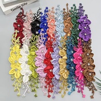 Appliques brodées multicolores faites à la main en strass, motifs floraux en satin pour hijabs et robes de soirée – Nouveauté 2026, vente chaude, fabrication OEM