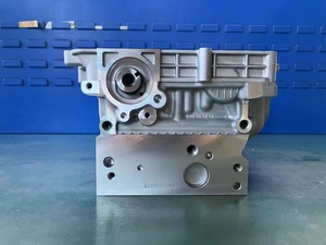 Ensemble de culasse de moteur diesel de voiture turbocompressé à quatre cylindres en ligne AHH/DW10 1.9D pour <span class=keywords><strong>Citroen</strong></span> Jumpy III Bus - Product Image 3