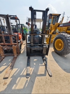 TCM Toyota Komatsu FD30 forkliftused พร้อมเพลาหน้ารถตักข้างเครื่องยนต์ดีเซล3ระดับ - Product Image 3