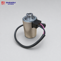 SHIYOU XB00004106 Haute garantie, garantie 1 an, électrovanne pilote hydraulique de remplacement pour excavatrice ZX30U-5A, pièces détachées