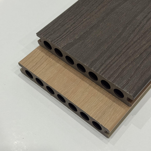 Plancher de terrasse en composite bois-plastique résistant aux intempéries, imperméable, co-extrusion WPC - Product Image 1