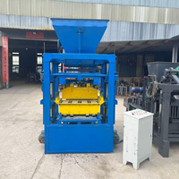 Machine à fabriquer des briques robuste équipée d'un coffret électrique, machine à fabriquer des briques de type 4-26, machine à former des blocs de ciment