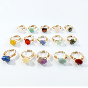 Vente en gros de pierres naturelles de guérison en cristal coloré Anneau roulant en forme de culbuteur en cristal poli réglable pour femmes Cadeaux - Product Image 4